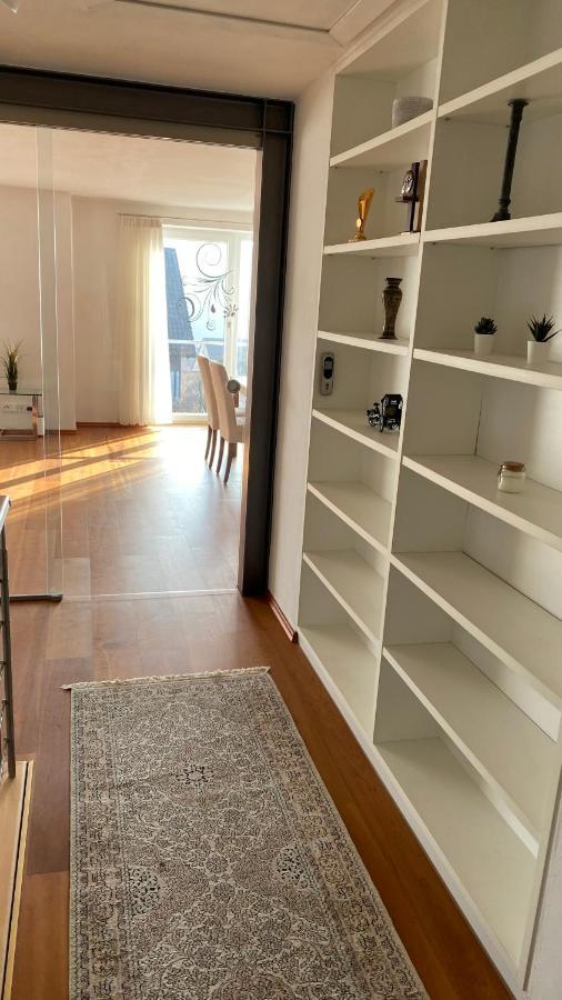 Fewo Luxus Wohnung Im Eigenen Ferienhaus, 120 Qm, Naehe Regensburg Mit Balkon, Terrasse & Garten, Gute Zuganbindung Laber 외부 사진